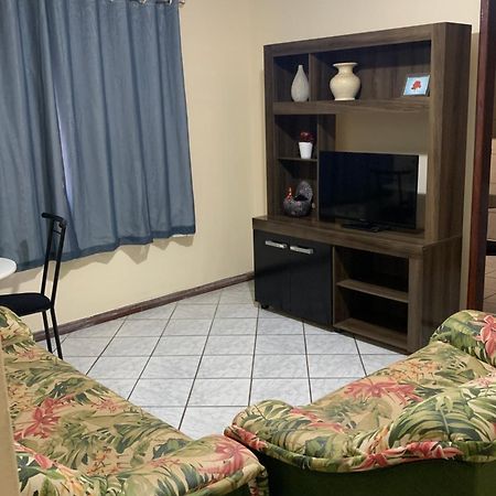 Solar De Bruna - Apartamento Com 2 Qts - 1 Suite - Garagem Coberta - Wi-Fi - Netflix - Acomoda 6 Pessoas A 70 Metros Da Praia Guarapari Εξωτερικό φωτογραφία